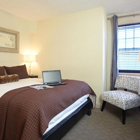 Shaw Club Hotel Niagara-on-the-Lake Eksteriør billede